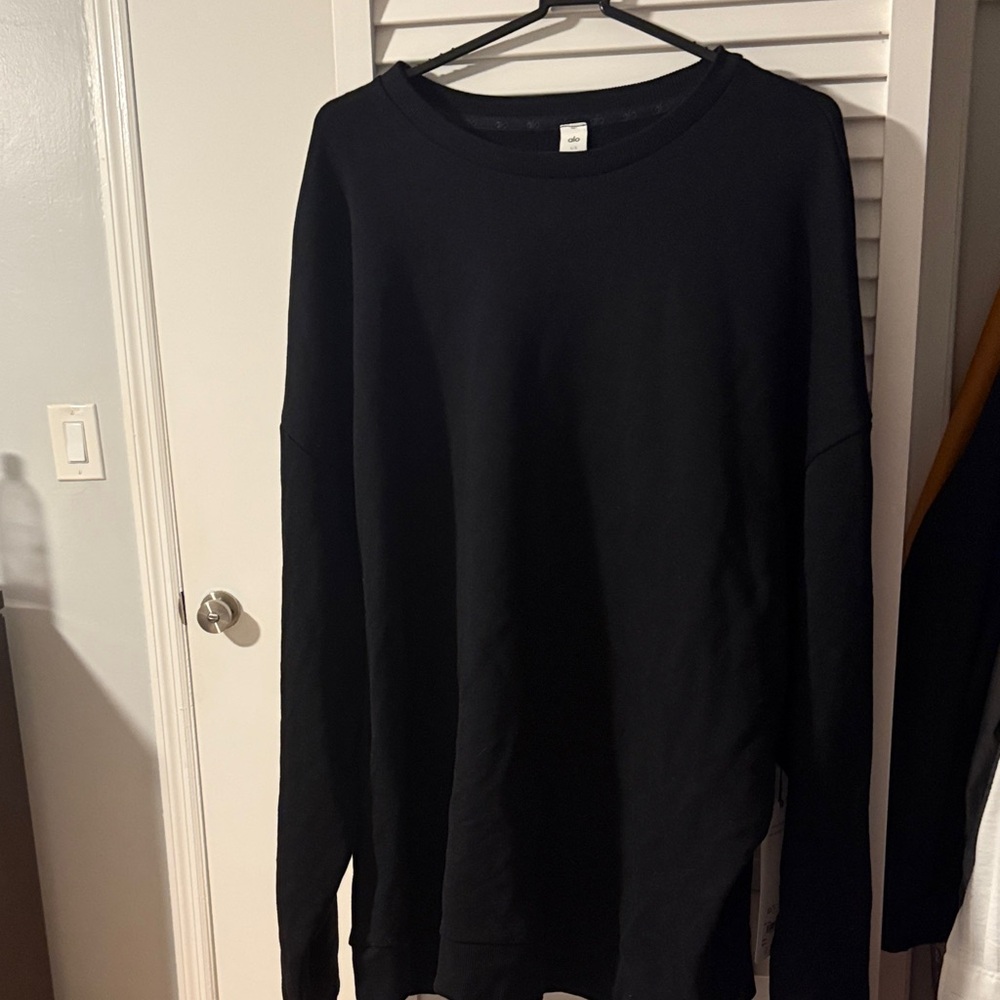 Alo Men’s Black Crew Neck Shirt